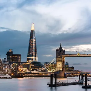 Отель Shangri-la The Shard,