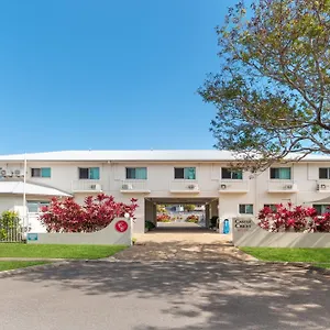 Castle Crest Motel